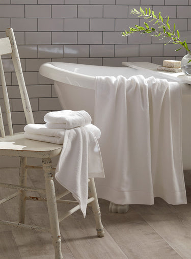 Jacquard border towels